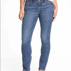 Old Navy Jeans - Old Navy Diva skinny jeans, size 4 short Old Navy Jeans - Old Navy Diva skinny jeans, size 4 short